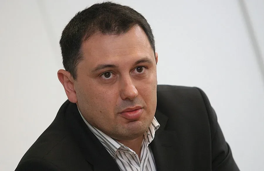 Агенция предложи запор на сметки при непроверени измервателни уреди