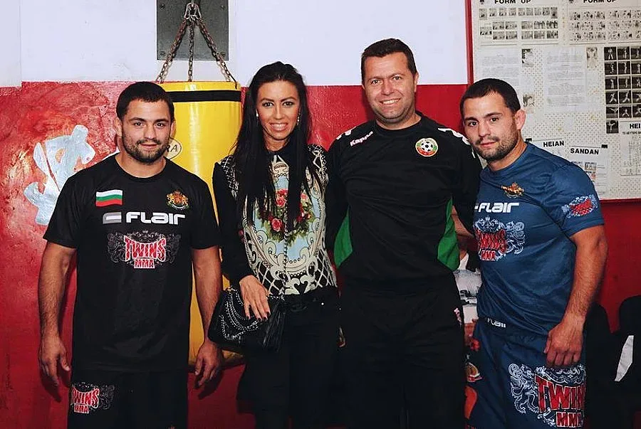 Росен Димитров – Близнака стопли няколко детски сърца