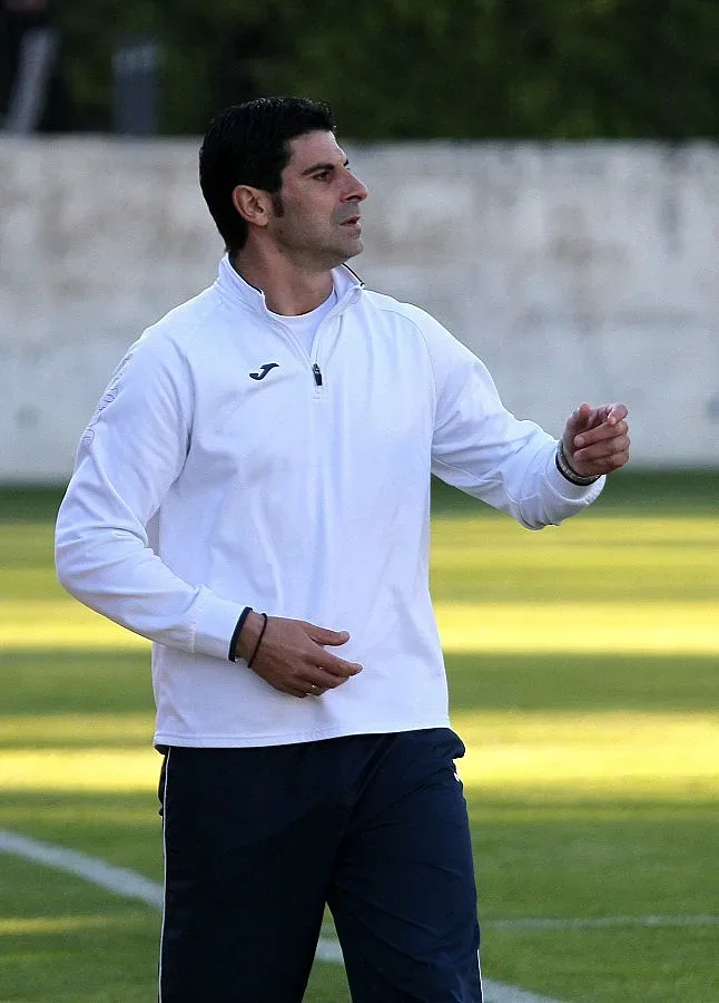 Гаридо поема "Левски", ако се откаже от помощници