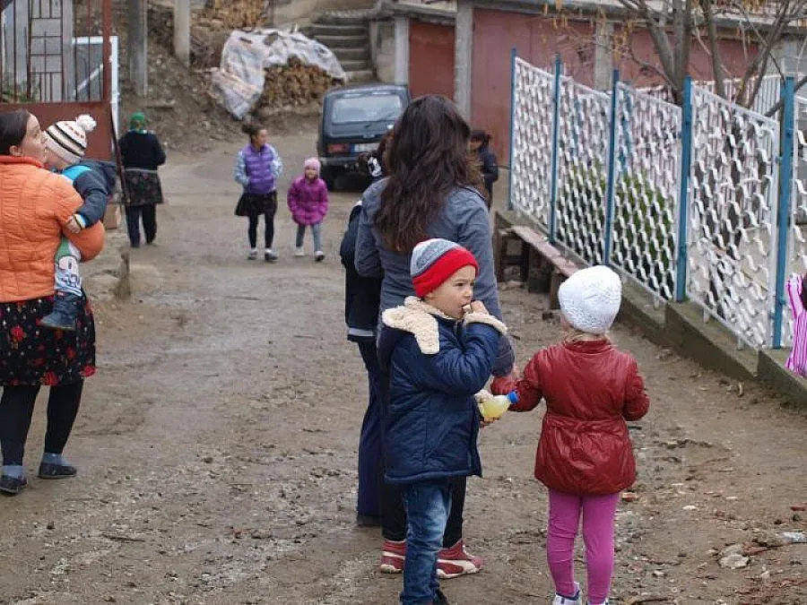 Нова забавачка за децата от Долно Осеново