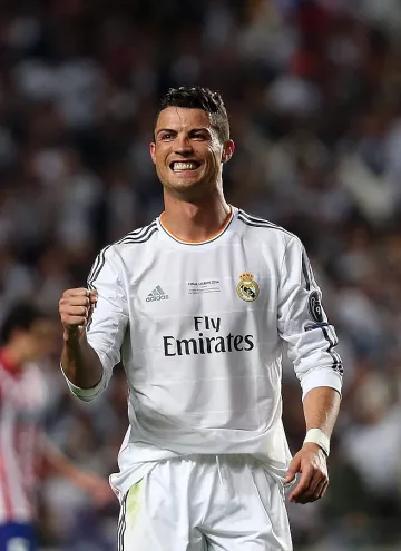 Роналдо e аут от световното (ОБЗОР)