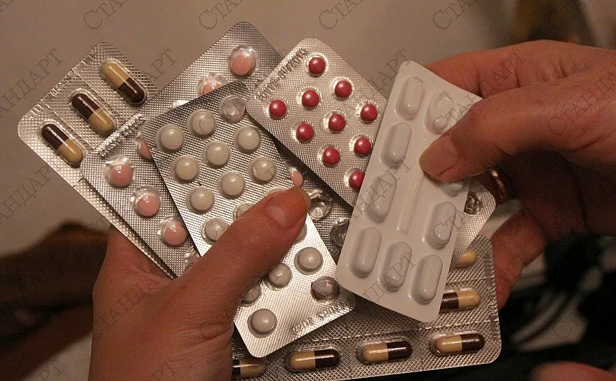 Влюбен и натровен Ромео избяга от болница заради полиция