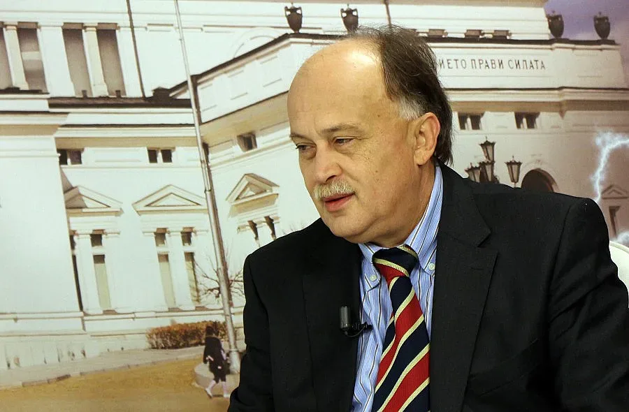 Здравното министерство иска от Чобанов 20 млн. за Спешна помощ