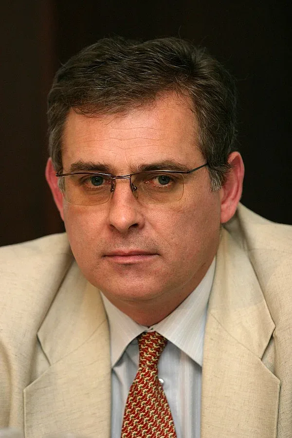 Двойни заплати ще решат проблемите в Спешна помощ