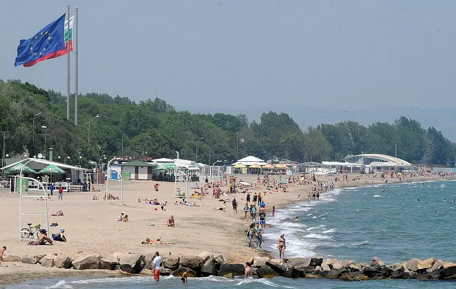 Повече чартъри до морето