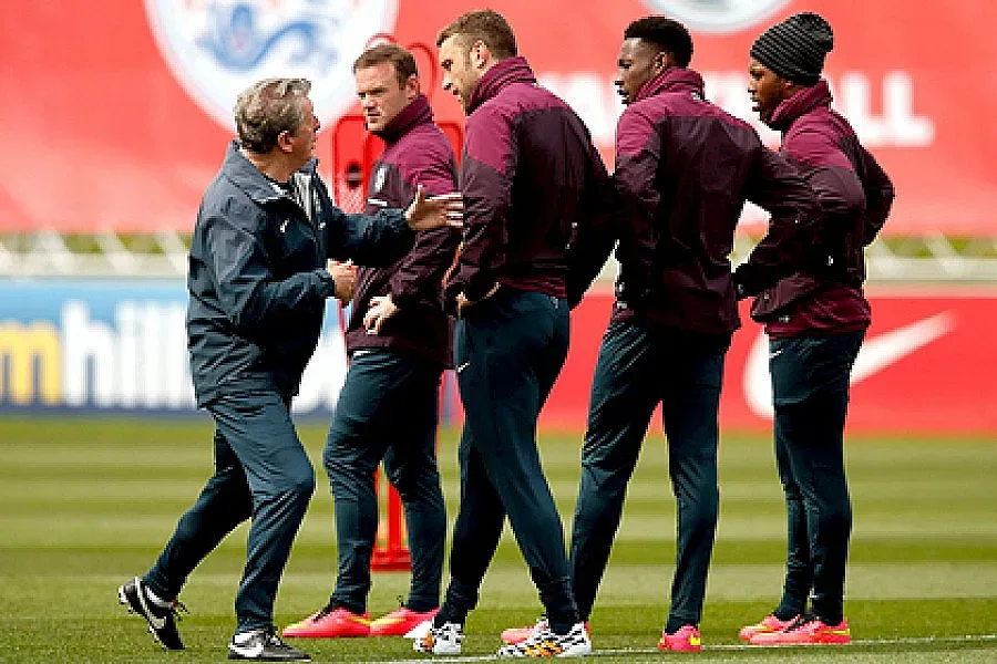 Дават по 350 хил. лири на англичаните за световна титла