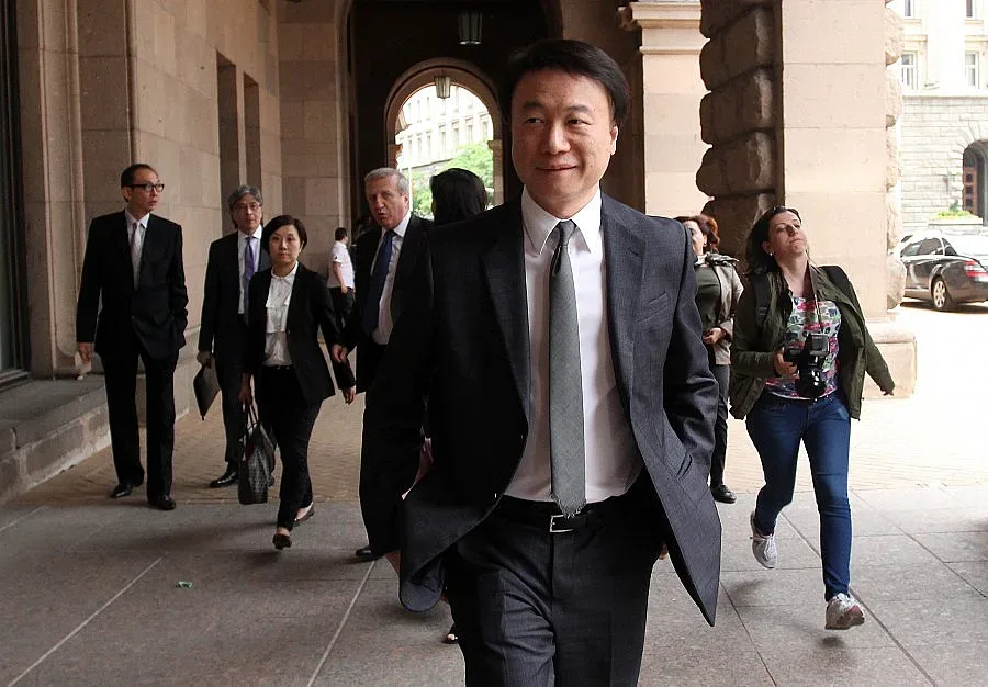 Ло дава милиард на БГ фирми