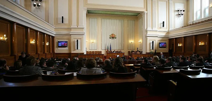 Среща на върха за ремонт на кабинета