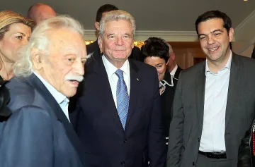 СИРИЗА вкарва 91-годишен в ЕП