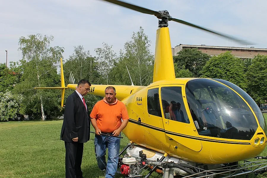 2 300 дка в Ардинско бяха третирани заради марокански скакалец