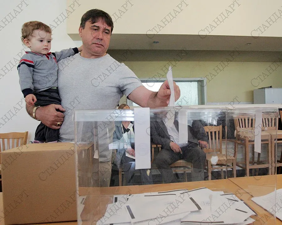 ГЕРБ водеща политическа сила под Царевец и в Габрово