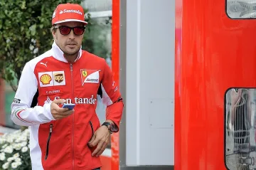 Шампион от Формула 1 отказа среща с Бийбър