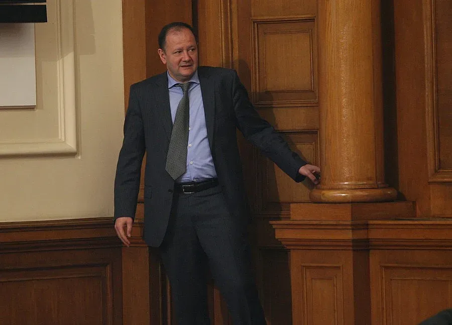 Миков: Големият проблем е, че две трети не гласуваха