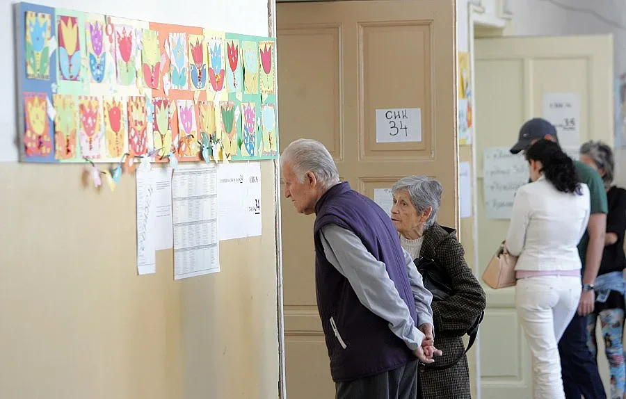 Хасковска област с 32.18% два часа преди края на изборите