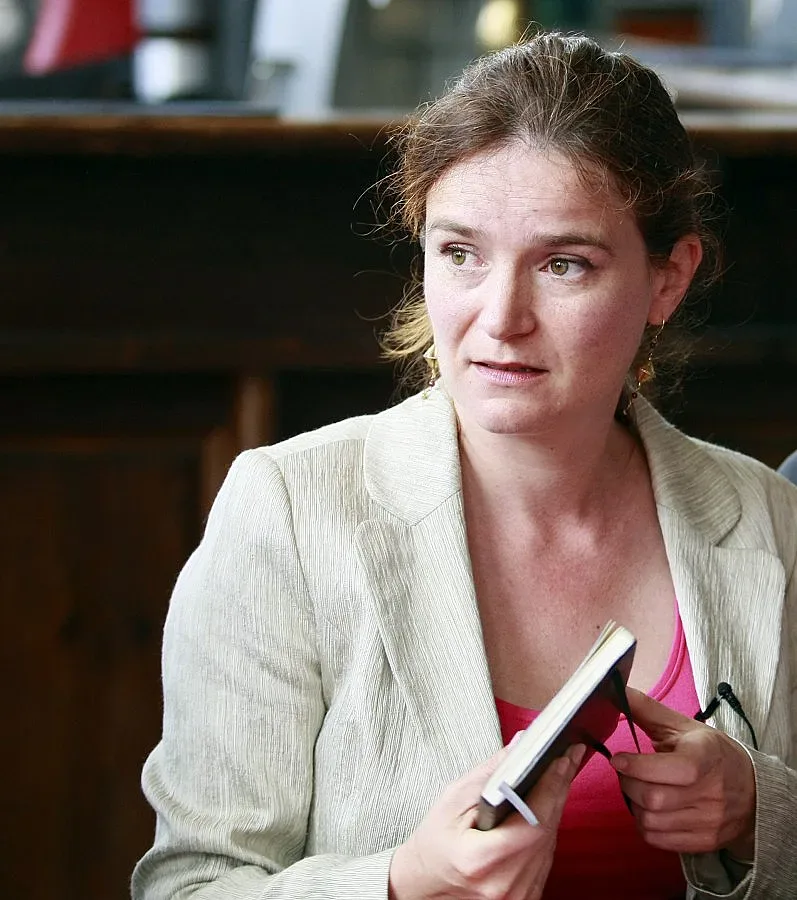 Достена Лаверн гласува за Европа на гражданите