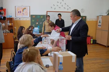 Бинев: Гласувам за българските патриоти в Европа