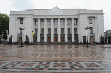 Жертви и сблъсъци в нощта преди президентските избори в Украйна