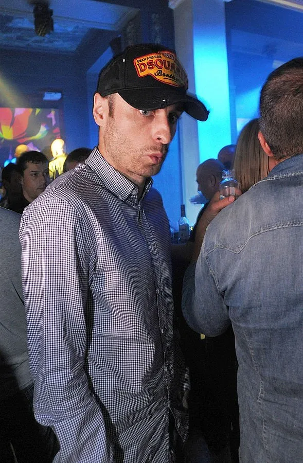 Бербатов инкогнито на ревю 