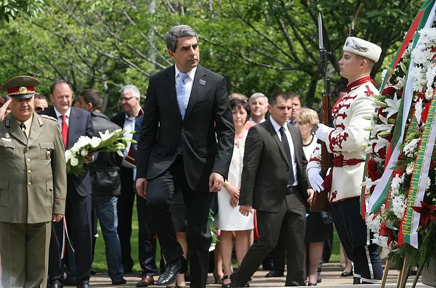 Плевнелиев: Да не забравяме, че Ботев и Левски са били учители