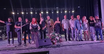2000 пяха с рок легенди в Бургас