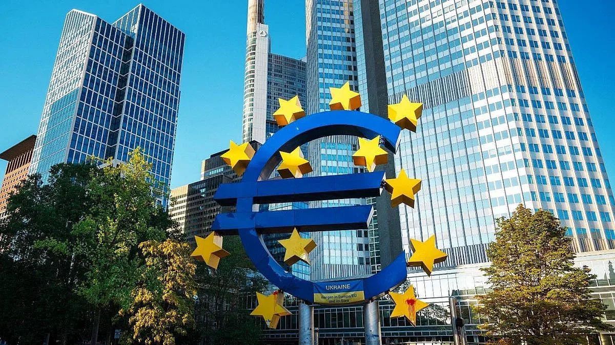 ЕЦБ резна основната лихва в еврозоната, инфлацията в ЕС пада