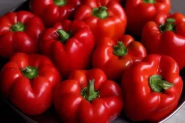 Спряха 1,3 т. отровни чушки от Турция