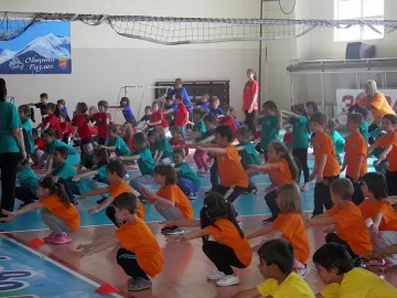 Деца участваха в спортен празник