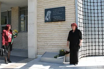 Десетки се поклониха пред паметта на Джовани Фалконе