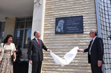 Почитат паметта на Джовани Фалконе в Благоевград