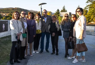 В Панагюрище гостува изложбата „10 години ФотоФабрика“ по случай 79 години от рождението на проф. д-р Лъчезар Цоцорков