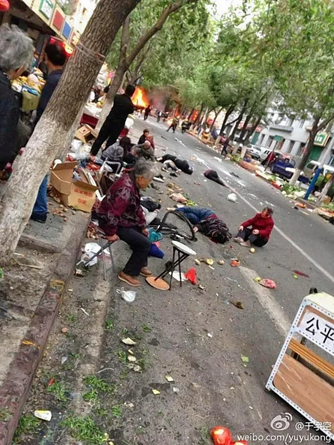 Над 30 загинали и 90 ранени при атентат в Китай