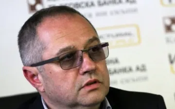 Джиджев инспектира "Колежа"