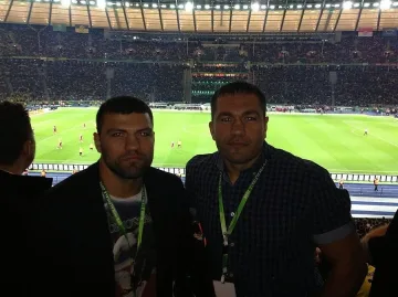 Кобрата и Кличко заедно на мач