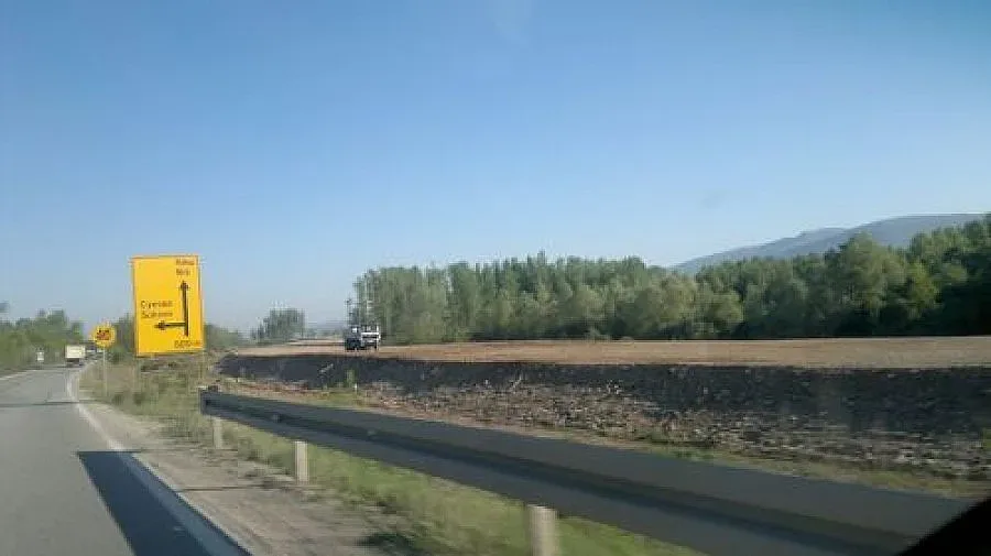 Търсят строител за пътя към Калотина