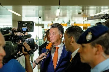 Ван Гаал: Сър Алекс няма да е проблем