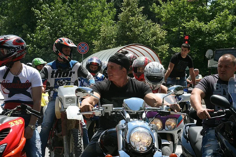 Идва зрелищен драг и стънт уикенд в Дупница