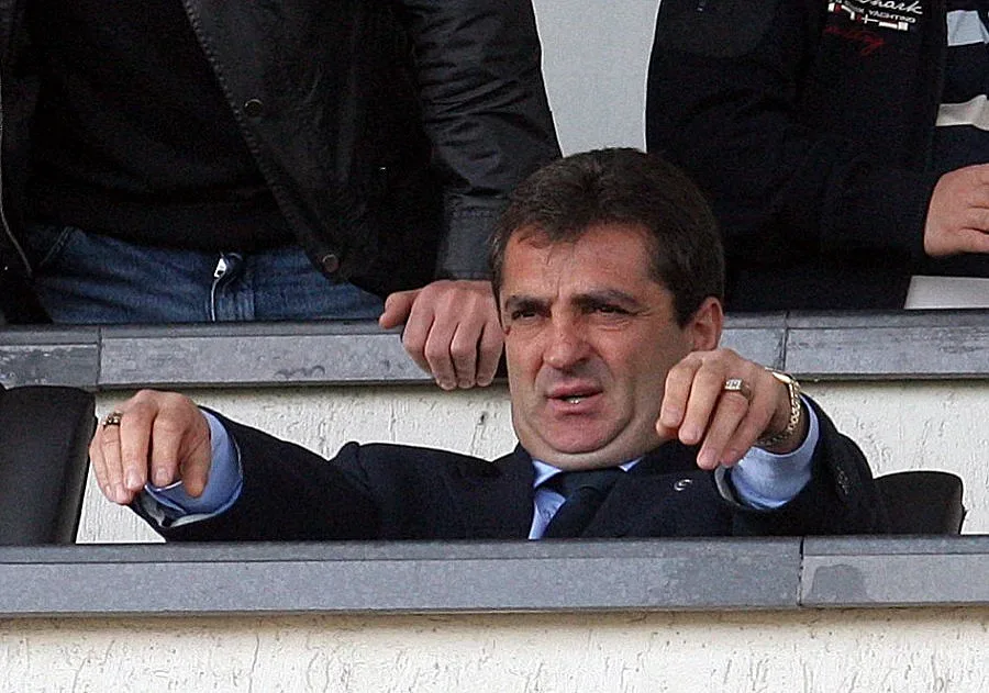 Гигов плати, прави нов тим