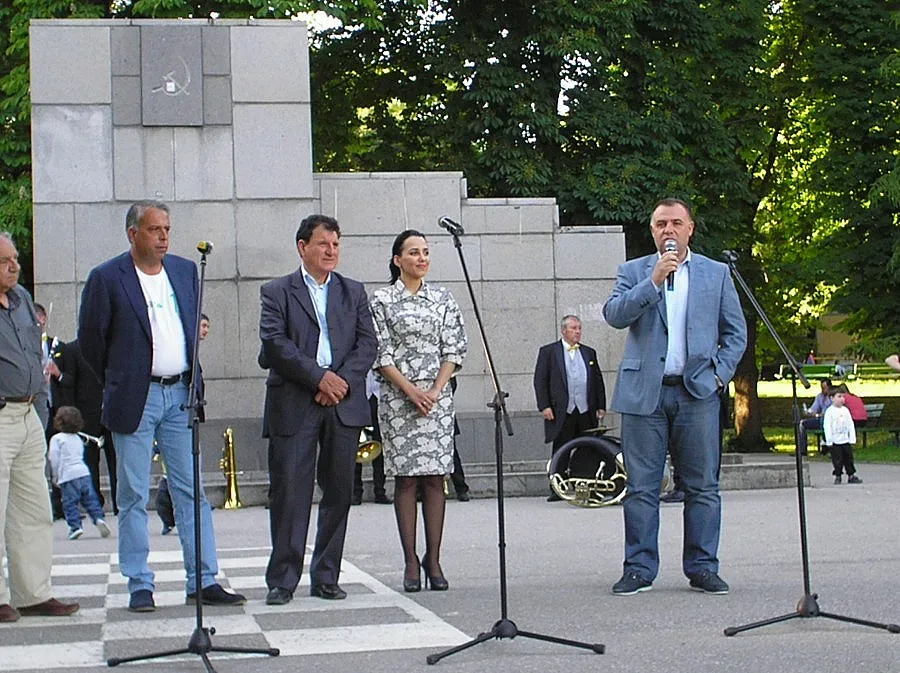 Eтрополската духова музика свириха за БАСТА