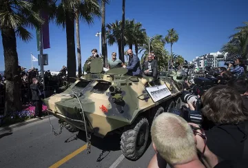 Сталоун хвали България 