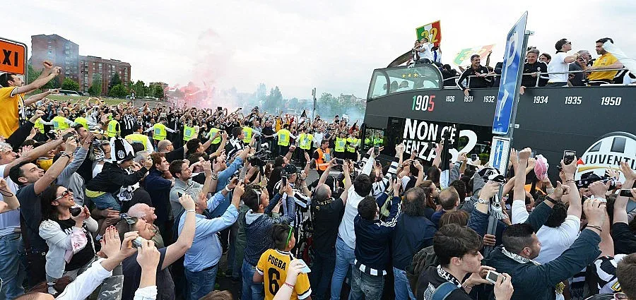 Мляко вместо шампанско за "Юве"