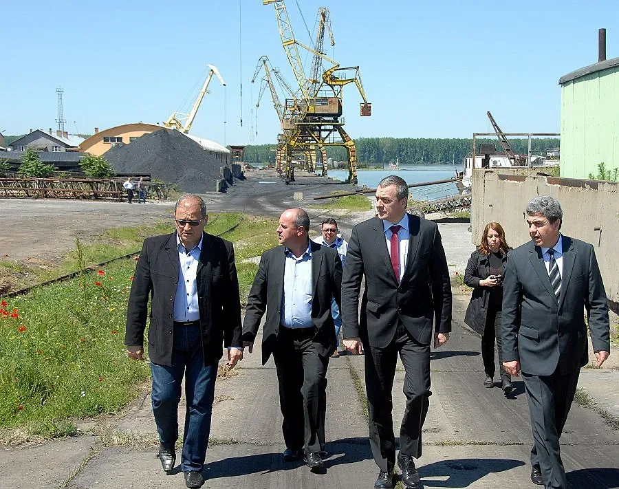 Йовчев в Лом: МВР няма да допусне да пострадат хора