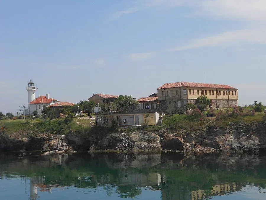 Авария спря туристите на остров Света Анастасия