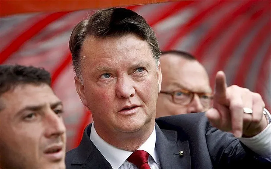 Луис ван Гаал поема Манчестър Юнайтед