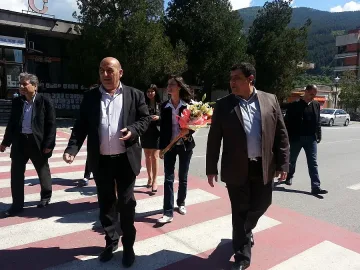 Мария Габриел призова за висока избирателна активност 