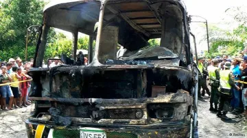 Над 30 деца загинаха при експлозия в автобус в Колумбия