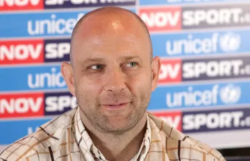 Тити бил като учител в ТВУ