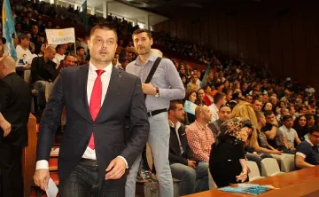 Бареков: 25-ти май е нашият абитуриентски бал