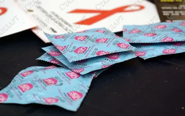 Почитаме паметта на жертвите на СПИН