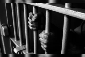 Бразилски затворници взеха над 120 заложници 