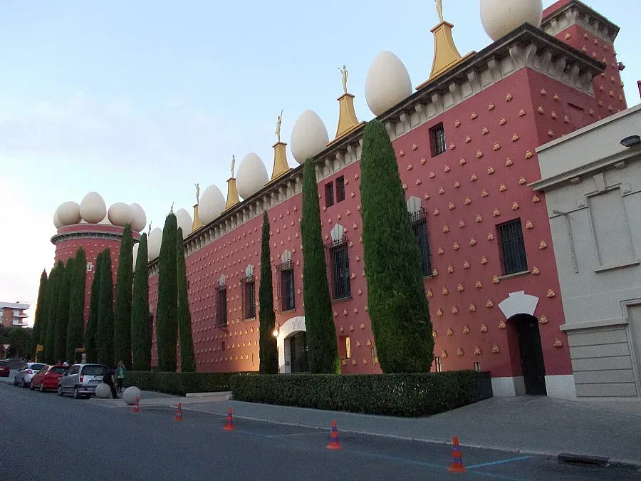 Дали, голф и кулинария в Коста Брава